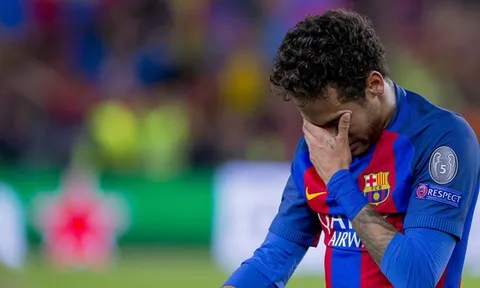 Góc nhìn fan: Barca giương cờ trắng trước thềm Siêu kinh điển?