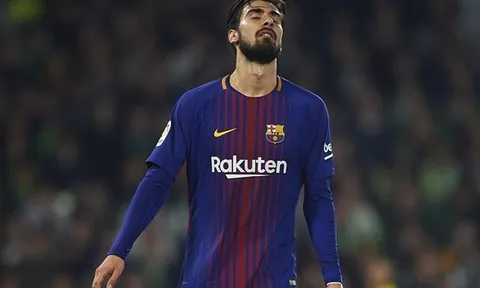 Hai ông lớn vùng Merseyside tương tàn vì 'hàng thừa' của Barca