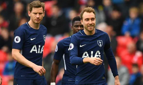 Hạ gục Stoke City, Tottenham gieo sầu cho Chelsea