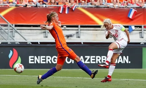 Hà Lan 4-2 Đan Mạch: "Messi nữ" chói sáng, Hà Lan đi vào lịch sử