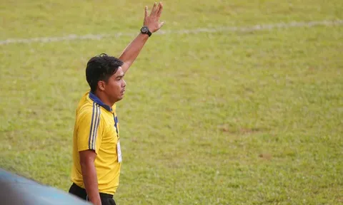Đại chiến thầy trẻ ở U17