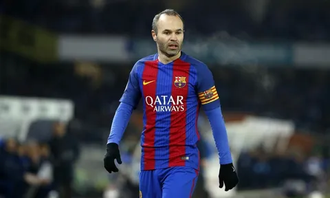 Hành quân tới Nam Mỹ, Iniesta vẫn đá chính cho Barcelona