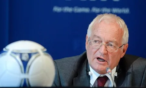 Luật sư "hạ bệ" cựu Chủ tịch FIFA Sepp Blatter bị mất chức ở FIFA