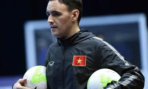 Hector Souto Vazquez - HLV đầy tâm huyết với futsal Việt Nam