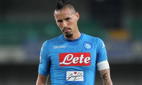 Hellas Verona 1-3 Napoli: Gửi lời thách thức