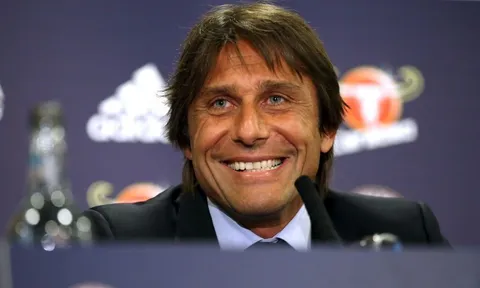 Hết giận, Conte đã đồng ý gia hạn với Chelsea