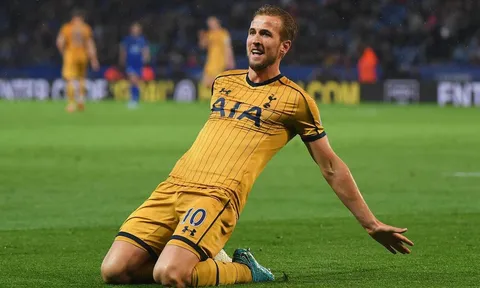 Hết mục tiêu, Tottenham chuyển sang chơi tennis trước Leicester
