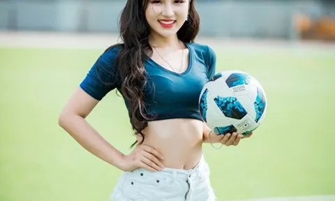Đọ nhan sắc nóng bỏng các hotgirl Việt cổ vũ Pháp và Croatia