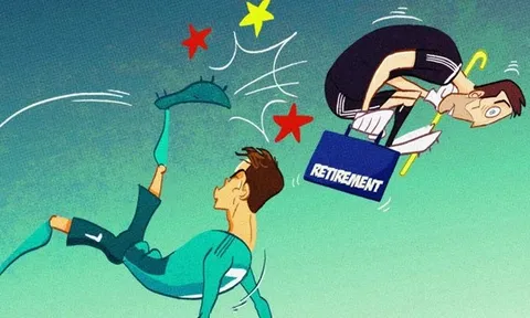 Hí họa Ronaldo 'ngả bàn đèn' khiến Buffon giải nghệ