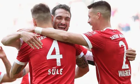 Highlights: Bayern 4-1 Frankfurt (Vòng 32 Bundesliga)