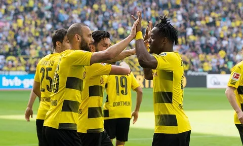Highlights: Dortmund 3-0 Stuttgart (Vòng 29 Bundesliga)