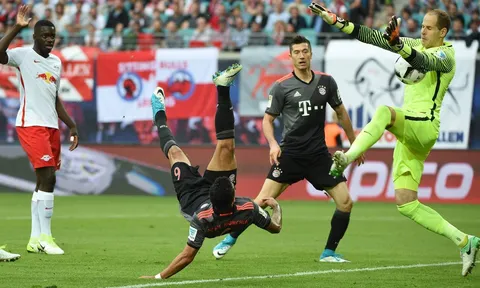 Highlights: RB Leipzig 4-5 Bayern Munich (Vòng 33 Bundesliga)