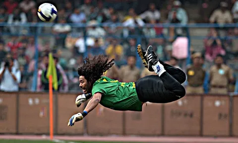 Higuita - Thủ môn quái dị nhất trong lịch sử bóng đá thế giới