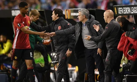 HLV Celta Vigo: 'Thật xấu hổ khi Man Utd vào chung kết'