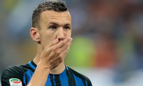 HLV Inter XÁC NHẬN Perisic muốn đến M.U