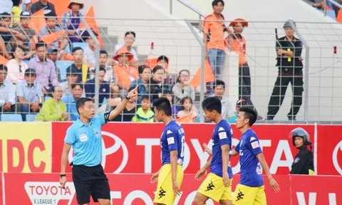 HLV Lê Huỳnh Đức: “Cầu thủ Hà Nội đá rắn, đá xấu và chơi tiểu xảo”