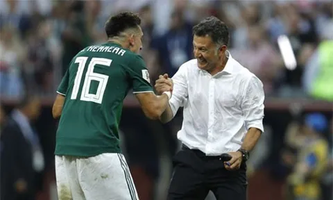 HLV Mexico hé lộ bí quyết đả bại ĐT Đức