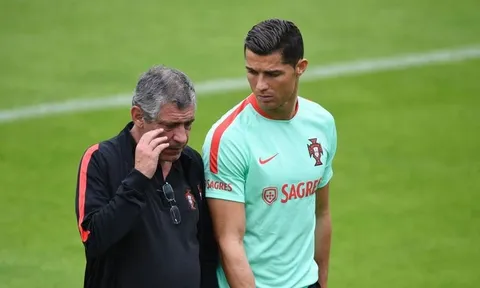 HLV Santos thông cảm cho sự tức giận của Ronaldo