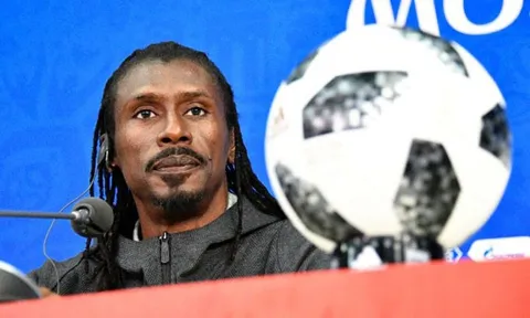HLV Senegal phong cách nhất World Cup 2018