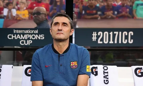 HLV Valverde nhận xét gì về Man Utd?