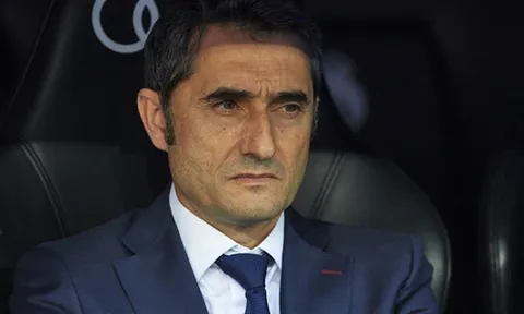 HLV Valverde nói gì khi Barcelona hòa Real và mất người?