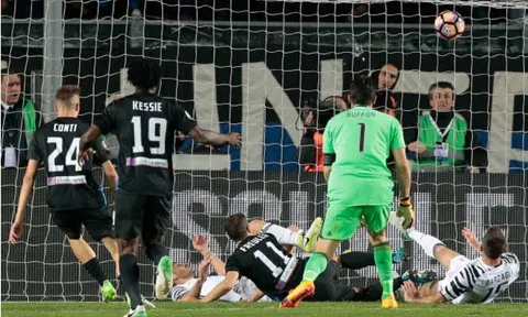 Hòa Atalanta, Juventus lần đầu chơi tệ trước thềm CL