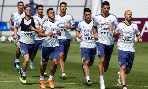 Muốn thắng, Argentina phải 'trảm' Caballero và hỗ trợ tích cực Messi