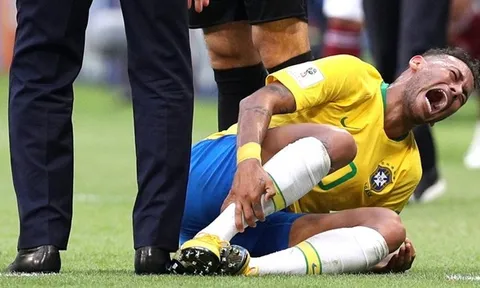 HLV Mexico: "Neymar là gã hề đáng xấu hổ của làng bóng đá"