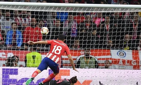 Hung thần Diego Costa xuất hiện, Arsenal bị hạ theo kịch bản cũ mèm