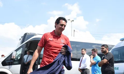 Hủy diệt đối thủ 8 bàn không gỡ, Arsenal khởi đầu kỷ nguyên Emery như mơ