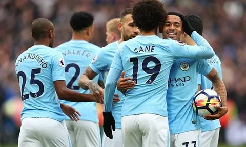 Hủy diệt West Ham, Man City sắp xô đổ kỉ lục khủng