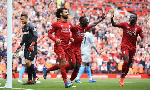 Hủy diệt West Ham, Liverpool chiếm lấy ngôi đầu của Chelsea