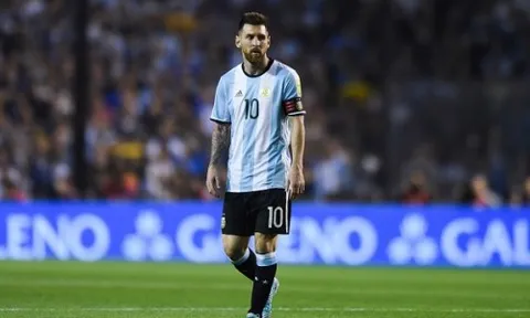 Huyền thoại Argentina: "Thế hệ của Messi là tập thể thất bại, cậu ấy nên rời ĐTQG"
