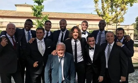 Huyền thoại Barca tề tựu trong lễ cưới của Victor Valdes