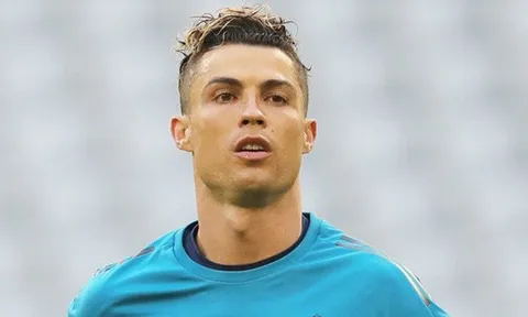 Huyền thoại Bayern phát biểu SỐC về Ronaldo