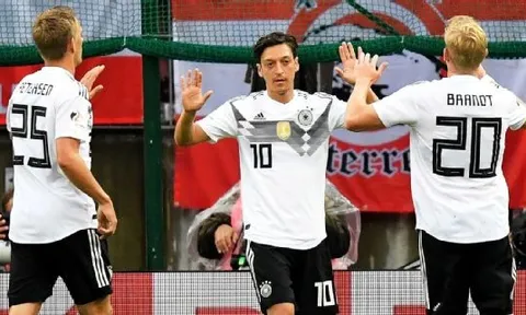 Joachim Low: "Chúng tôi còn nhiều việc phải làm"