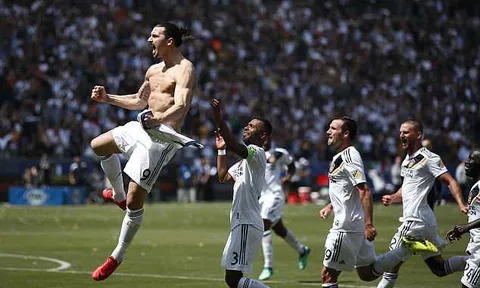 Ibra lập siêu phẩm, La Galaxy ngược dòng ngoạn mục đánh bại Los Angeles FC
