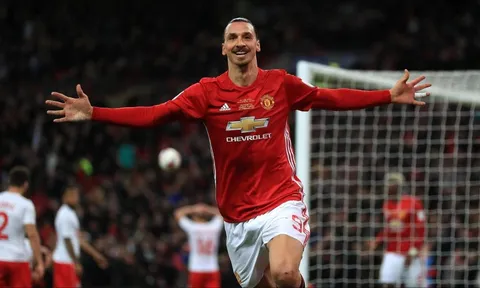 Ibrahimovic & 8 'ông già' chói sáng ở Premier League dù muộn màng (kỳ 1)