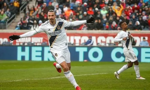 Ibrahimovic ghi bàn giúp La Galaxy đánh bại đội bóng của Schweinsteiger