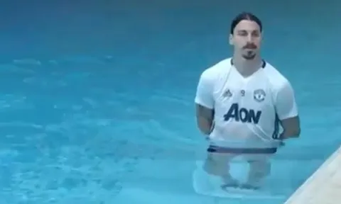 Ibrahimovic mang tin bất ngờ cho MU
