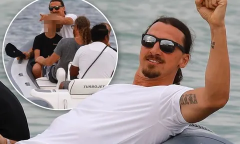 Ibrahimovic tranh thủ du hí, chờ tái hợp M.U
