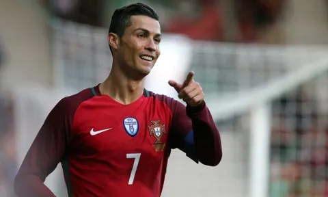 10 cầu thủ sẽ chơi kỳ World Cup cuối cùng