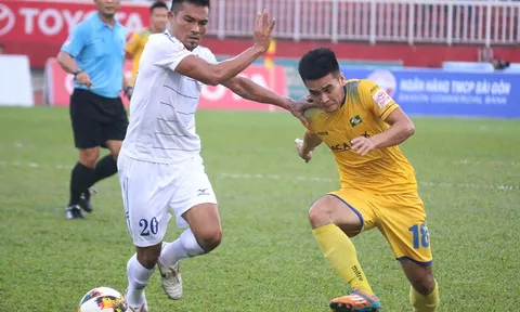 19h00 ngày 05/04, TP.HCM vs SLNA: Nóng từ dưới sân lên khán đài