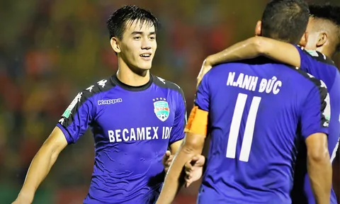 Trò cưng Trần Minh Chiến rực sáng, Bình Dương vùi dập Sài Gòn FC