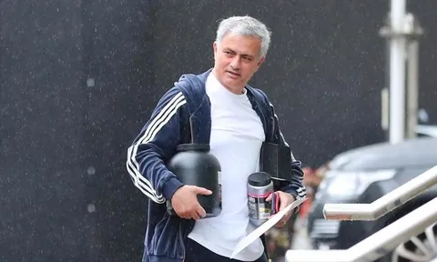 Mourinho tung 'bảo bối' quyết hạ Man City