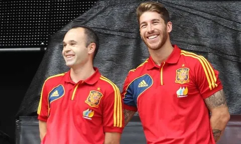 Ramos: "Nếu Iniesta đổi tên thành Andresinho, anh ấy đã có QBV"