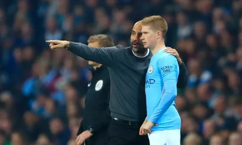 Trò cưng ủng hộ Pep ở lại Etihad