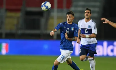 Italia thắng đậm với 8 bàn, Hà Lan tìm lại nụ cười