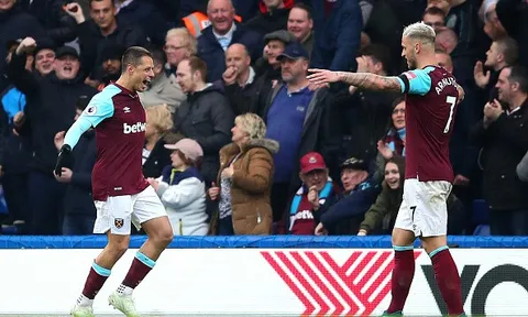 Javier Hernandez đích thực là 'siêu dự bị' tại Stamford Bridge