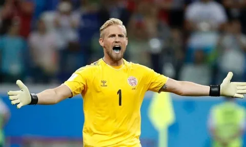 Chelsea bất ngờ theo đuổi 'người hùng' World Cup